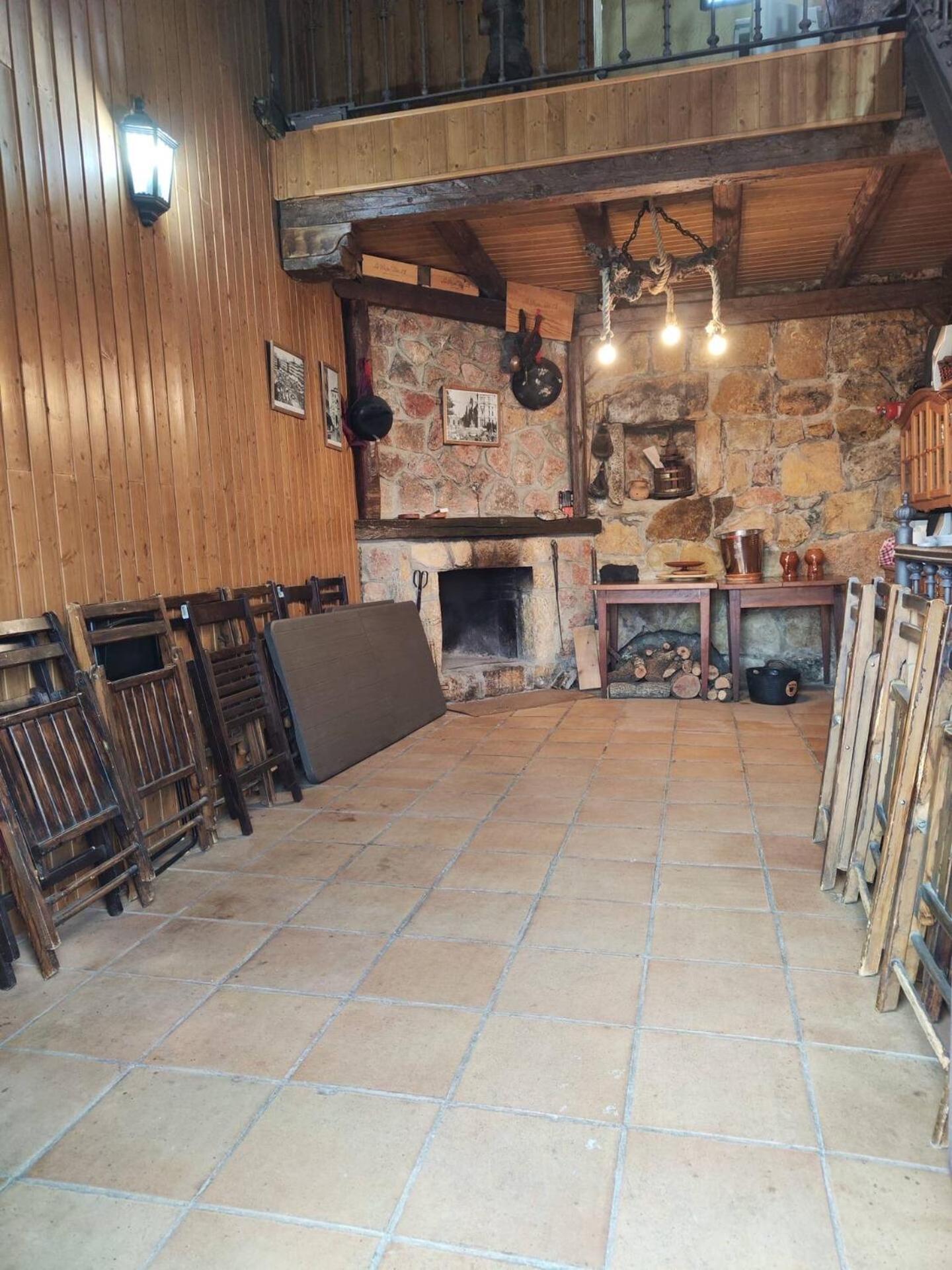 Bodega Tipica En El Molar Sin Camas Ni Dormitorios Luaran gambar